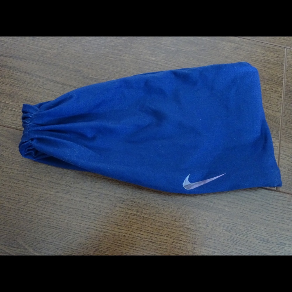 Nike headband